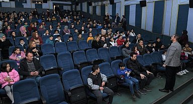 Öğrencilere sinema ve tiyatro etkinliği