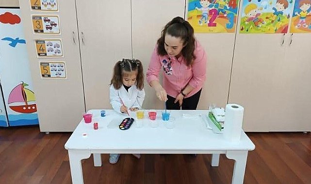 Okul öncesi minikler oyunlarla matematik öğreniyor