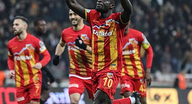 Olivier Kemen üçüncü golünü attı