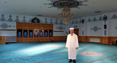 Oltu Belediye merkez camisinin halıları değiştirildi