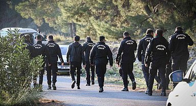 Ormanlık alanda bulunan cesedin kafası ve kolları 'hassas burunla' aranıyor