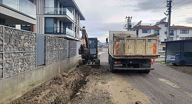 Ortaca'da yol bakım-onarım çalışması devam ediyor