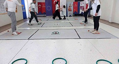 Otizmli çocuklar hemsball ile buluştu