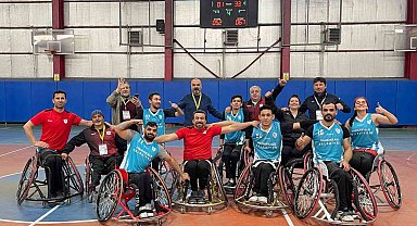 Pamukkale Belediyespor adını zirvede tutuyor