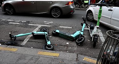 Paris'te elektrikli scooterlar için 2 Nisan'da referandum yapılacak