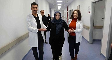 Piknikte tavuk yedi zehirlendi 8 ay yürüyemedi