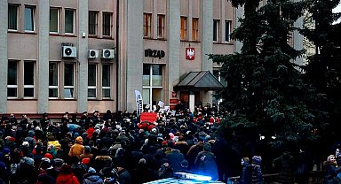 Polonya'da artan enerji fiyatları protesto edildi