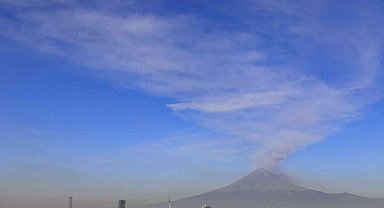 Popocatepetl Yanardağı'nda son 24 saatte 4 patlama