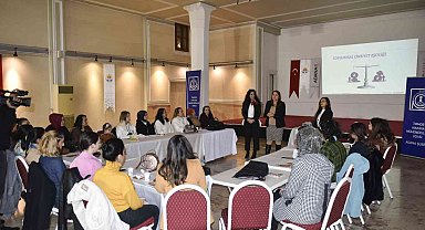 "Güçlü Kadın Güçlü Adana" projesi katılımcılarına sertifikaları verildi