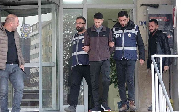 "Kasten öldürme" suçundan aranıyordu, polisten kaçamadı