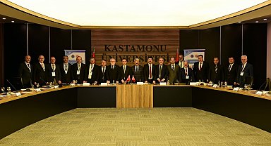 Rektör Özölçer, Batı Karadeniz Üniversiteleri Birliği toplantısına katıldı