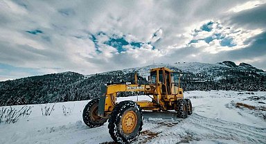 Rize'de kar yağışı hayatı olumsuz etkiliyor