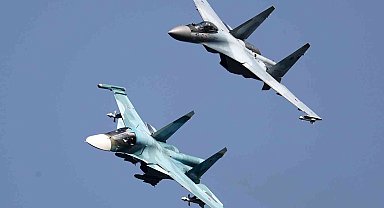 Rus yapımı Su-35 savaş uçakları 3 ay sonra İran'a teslim edilecek