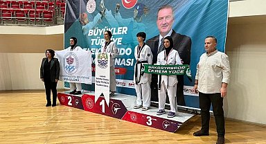 Sakarya Büyükşehirli sporcu Taekwondo'do Türkiye üçüncüsü oldu