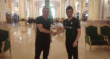 Sakaryaspor, Bülent Uzun'u transfer etti