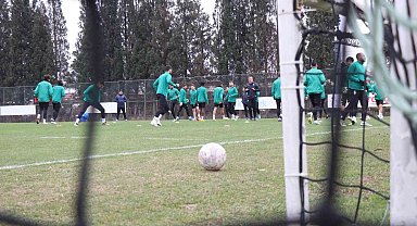 Sakaryaspor, Tuzlaspor mesaisine yeni teknik direktörüyle devam etti