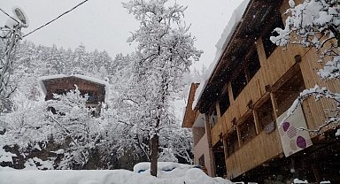 Sakin şehir Şavşat'tan kar manzaraları