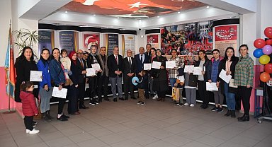 Salihli'de veliler sertifikalı oldu
