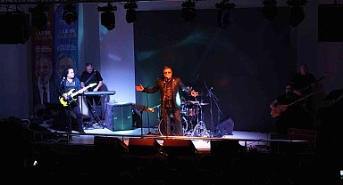 Sanatçı Ali Altay Tarsus'ta sahne aldı
