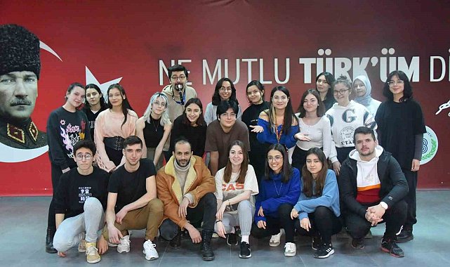 Sanatevi'nde Doğaçlama Tiyatro eğitimi