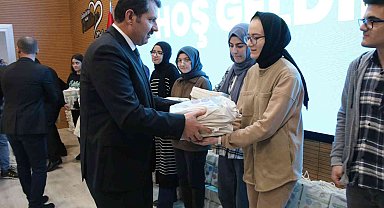 Şanlıurfa'da 400 öğrenciye üniversite hazırlık seti