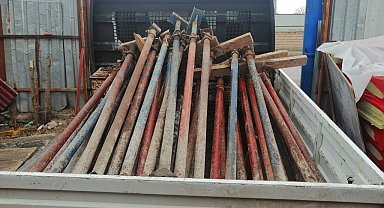 Şantiyeden çalınan inşaat malzemeleri hurdacıda ele geçirildi