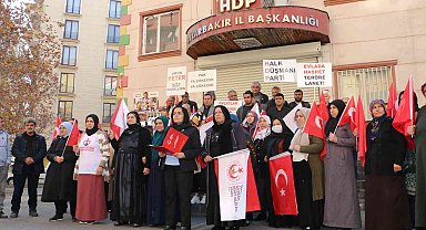 Şehit ve gazi yakınları ile evlat nöbetindeki ailelerden PKK ve HDP'ye gözdağı