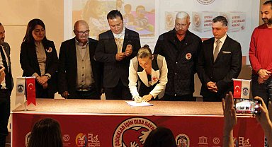 Selçuk'ta çocuklar için gıda dayanışması yola çıktı