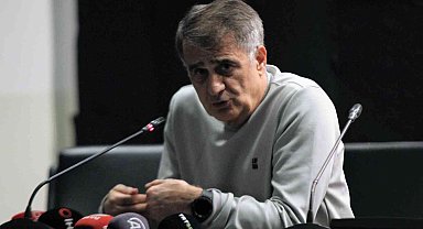 Şenol Güneş: "Kazanabileceğimiz maçı penaltılarda kaybettik"