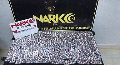 Sentetik hap taşıyan torbacıları Ödemiş polisi yakaladı