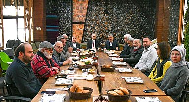 Seydişehir Kaymakamı gazetecilerin gününü kutladı