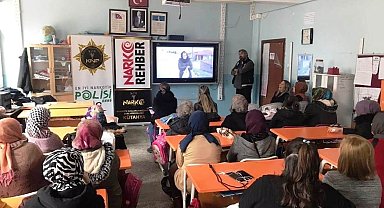 Simav'da TUBİM tarafından 131 anne ve anne adayına eğitim verildi