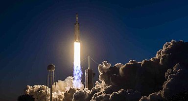 SpaceX ABD Uzay Kuvvetleri'ne ait iletişim uydusu fırlattı