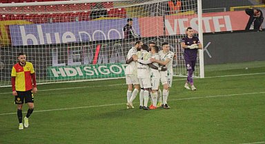 Spor Toto 1. Lig: Göztepe: 0 - Sakaryaspor: 1