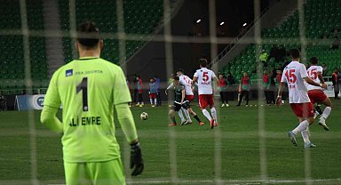 Spor Toto 1. Lig: Sakaryaspor: 2 - Altınordu: 1