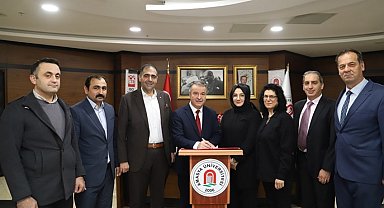 Suluova'da akıllı serada kadınlara eğitim için imzalar atıldı
