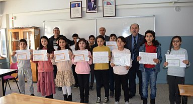 Sungurlu'da 7 bin 491 öğrenci karne aldı