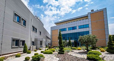 Suyu geri dönüştüren fabrika