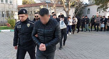Tapuda rüşvet operasyonunda 13 kişi adliyeye sevk edildi