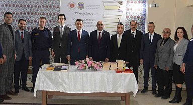 Tavşanlı Adliyesi'nde kitap bağış stantı
