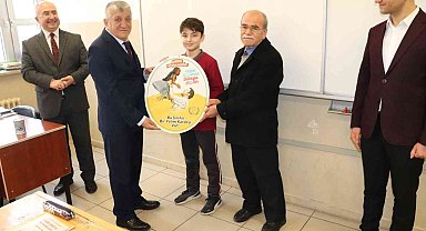 Tavşanlı'da 'İyilikte yarışan sınıflar, her sınıfın bir yetim kardeşi var' projesi