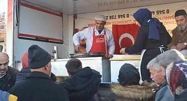 Tavşanlı'da lokma ikramı