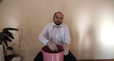 Tıp fakültesi öğrencisi birçok hastalığa deva fındık yağından sabun üretti
