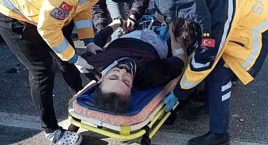 Tırla otomobilin çarpıştığı kazada 1 kişi öldü