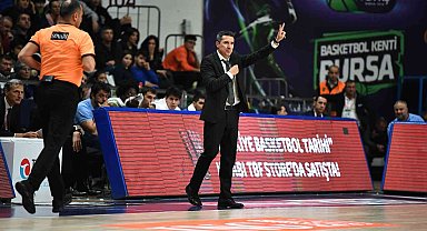 Tofaş, Başantrenör İmitrios Priftis ile yollarını ayırdı