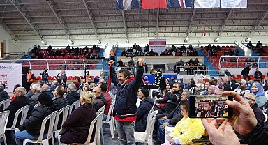 TOKİ kurasında ev çıkanlar gözyaşlarına hakim olamadı