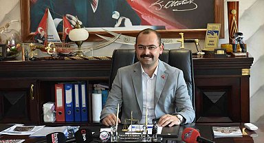 Tosya'da öğrencilerin ilk karne hediyesi Başkan Kavaklıgil'den