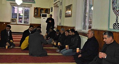 Tuşba Belediyesinden cami cemaatine çorba ikramı