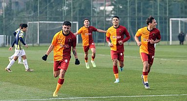 U19'da Galatasaray, Fenerbahçe'yi 4-0 mağlup etti