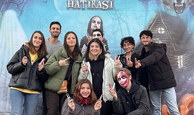Üniversite öğrencileri, Koleda Gecesi'ne sanatsal katkıda bulundu